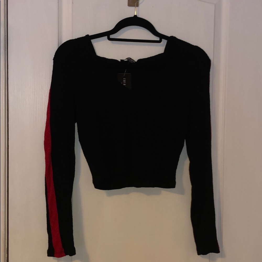 Hooded crop top